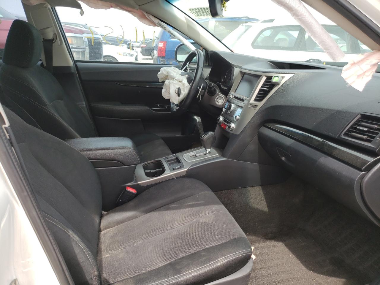 Photo 5 from auction – 2014 SUBARU LEGACY 2.5 with VIN 4S3BMCJ60E3017534