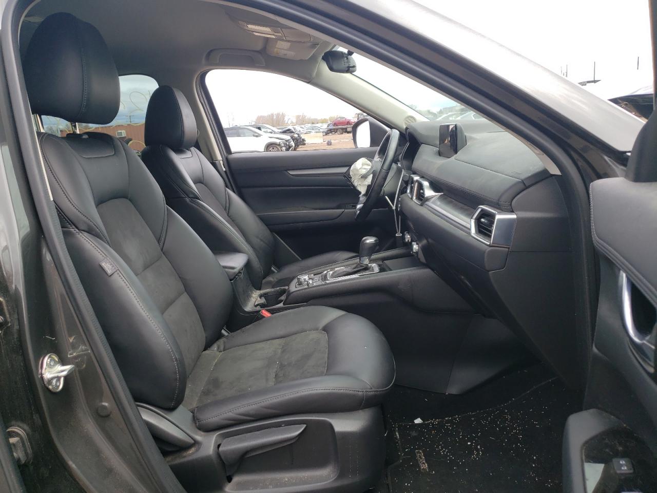 Photo 5 from auction – 2017 MAZDA CX-5 TOURI with VIN JM3KFBCL4H0191790