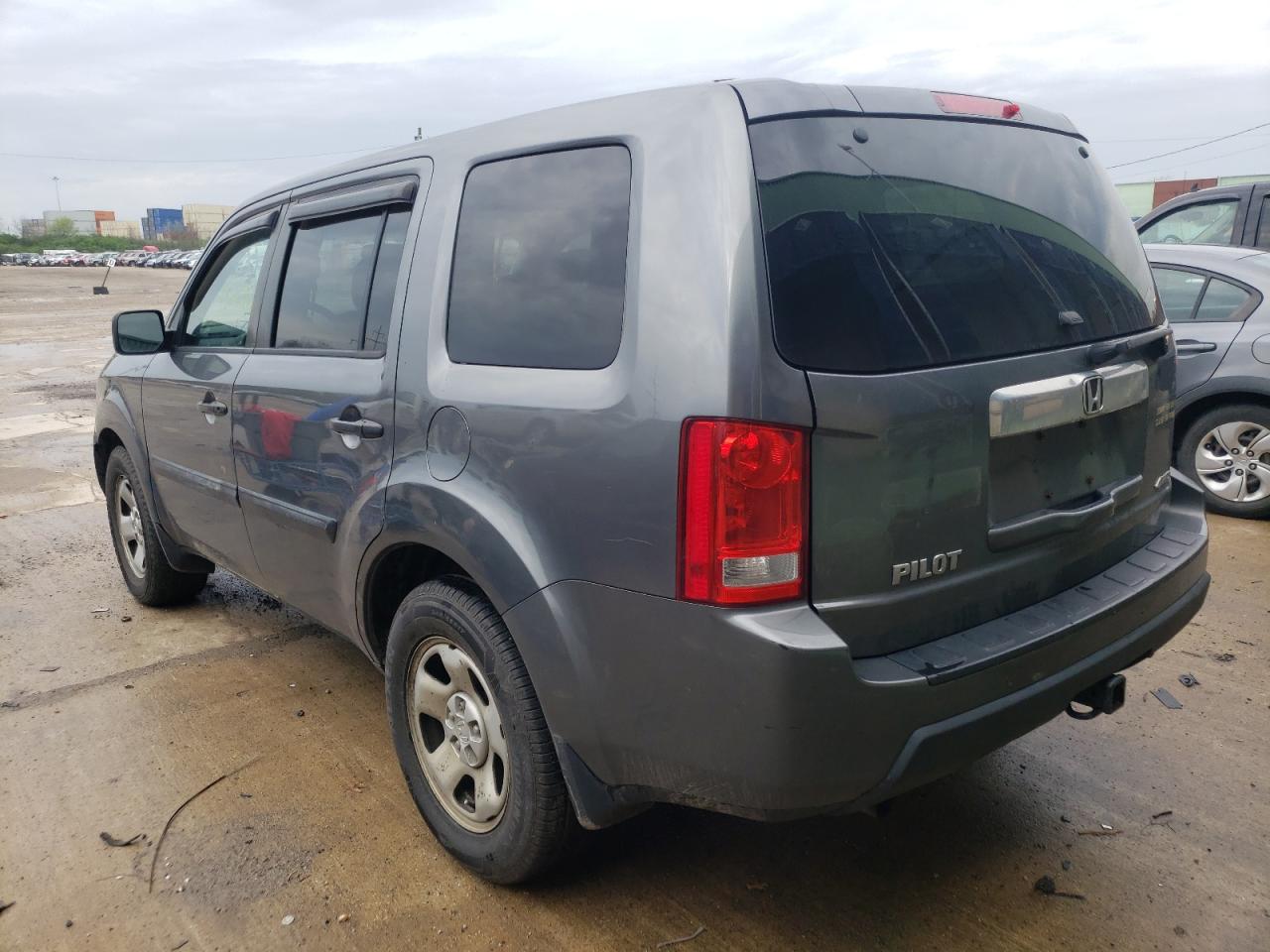 Photo 3 from auction – 2011 HONDA PILOT LX with VIN 5FNYF4H29BB059857