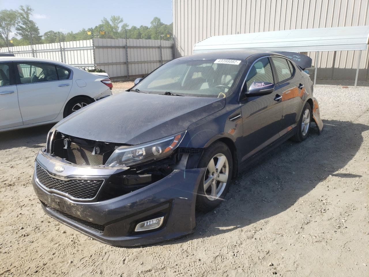 Photo 2 from auction – 2015 KIA OPTIMA LX with VIN KNAGM4A78F5530702