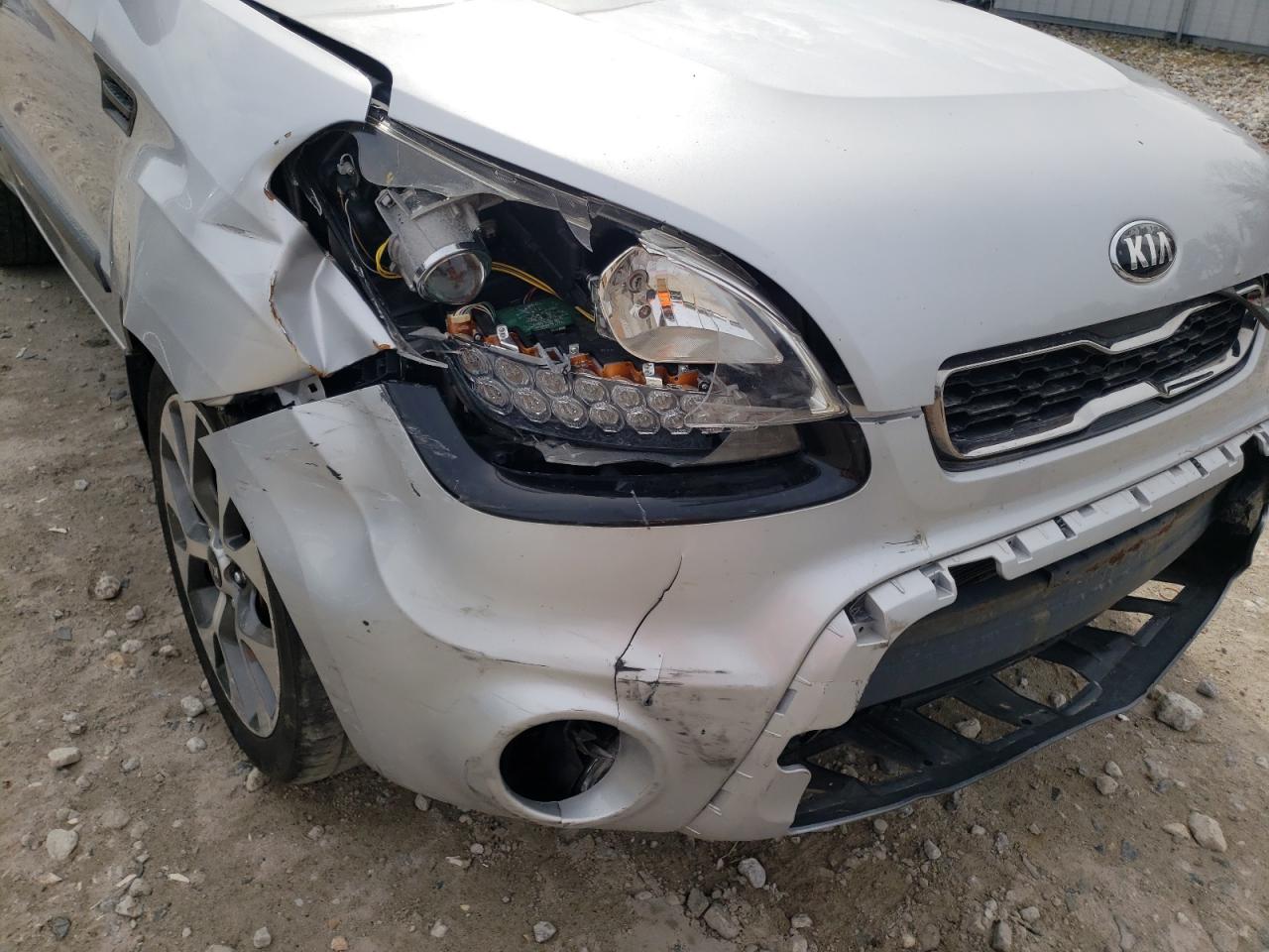 Photo 9 from auction – 2013 KIA SOUL + with VIN KNDJT2A65D7754812