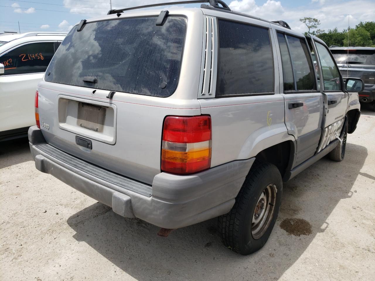 Photo 4 from auction – 1997 JEEP CHEROKEE with VIN 1J4FX58S7VC749287