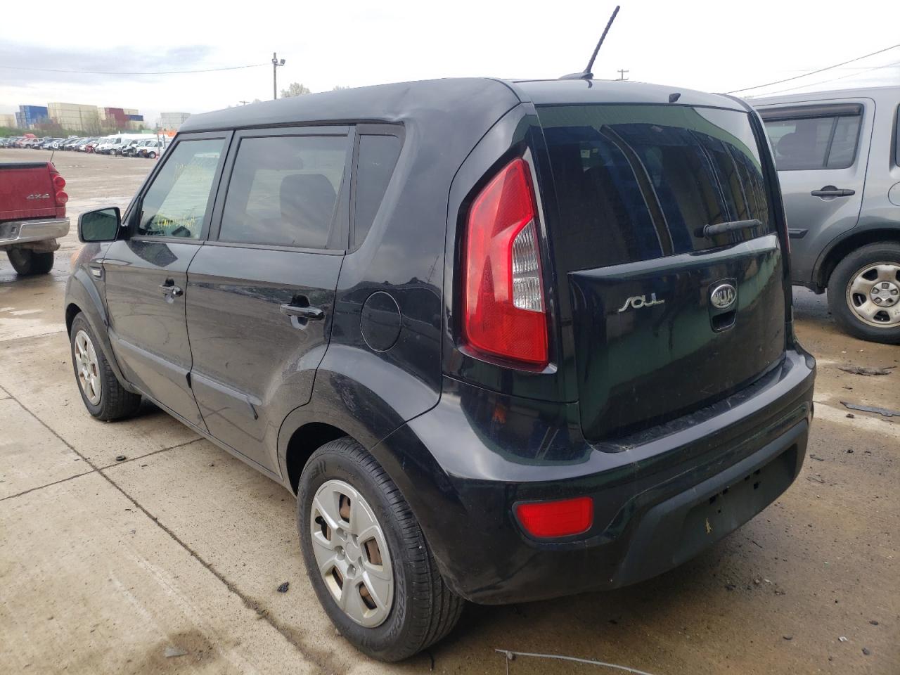 Photo 3 from auction – 2012 KIA SOUL with VIN KNDJT2A52C7741053