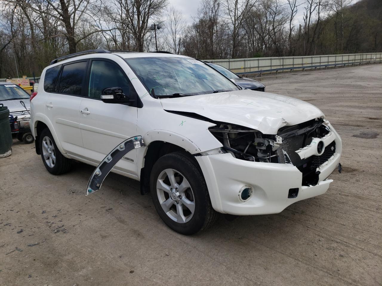 TOYOTA RAV4 LIMIT 2012 with VIN 2T3DK4DV6CW082325 - Photo from auction