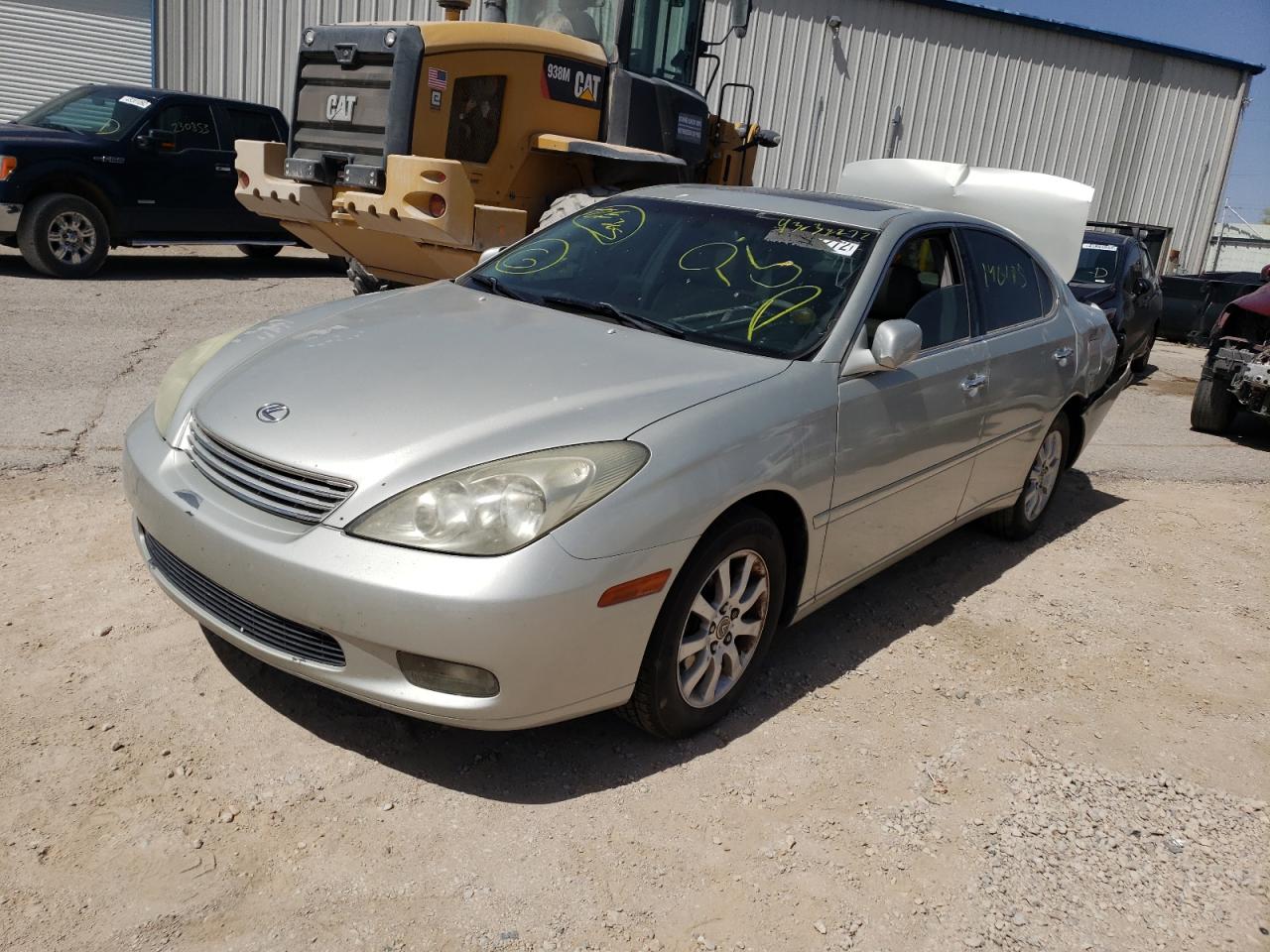Photo 2 from auction – 2003 LEXUS ES with VIN JTHBF30G630106977