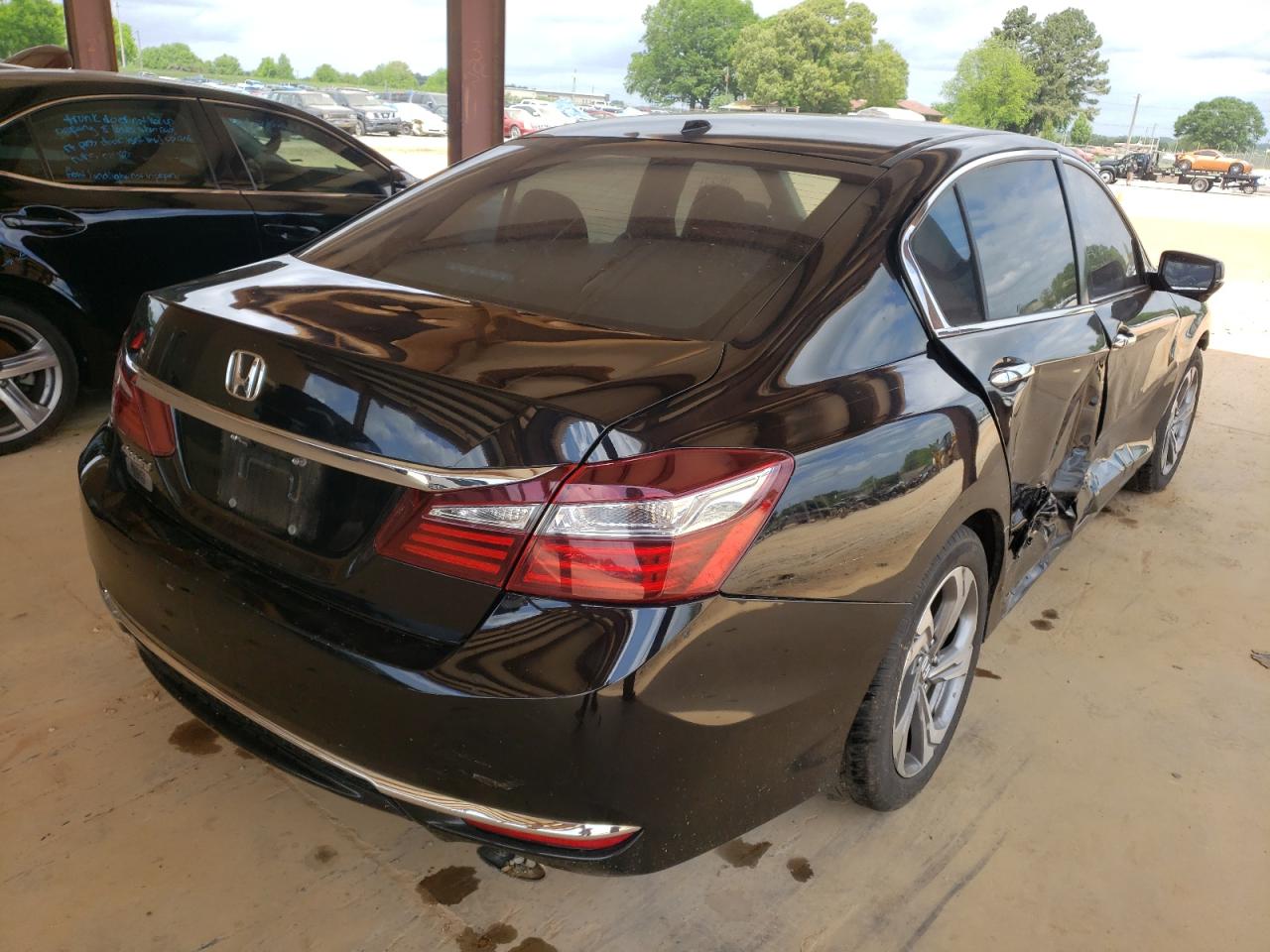 Photo 4 from auction – 2016 HONDA ACCORD EX with VIN 1HGCR2F71GA202029