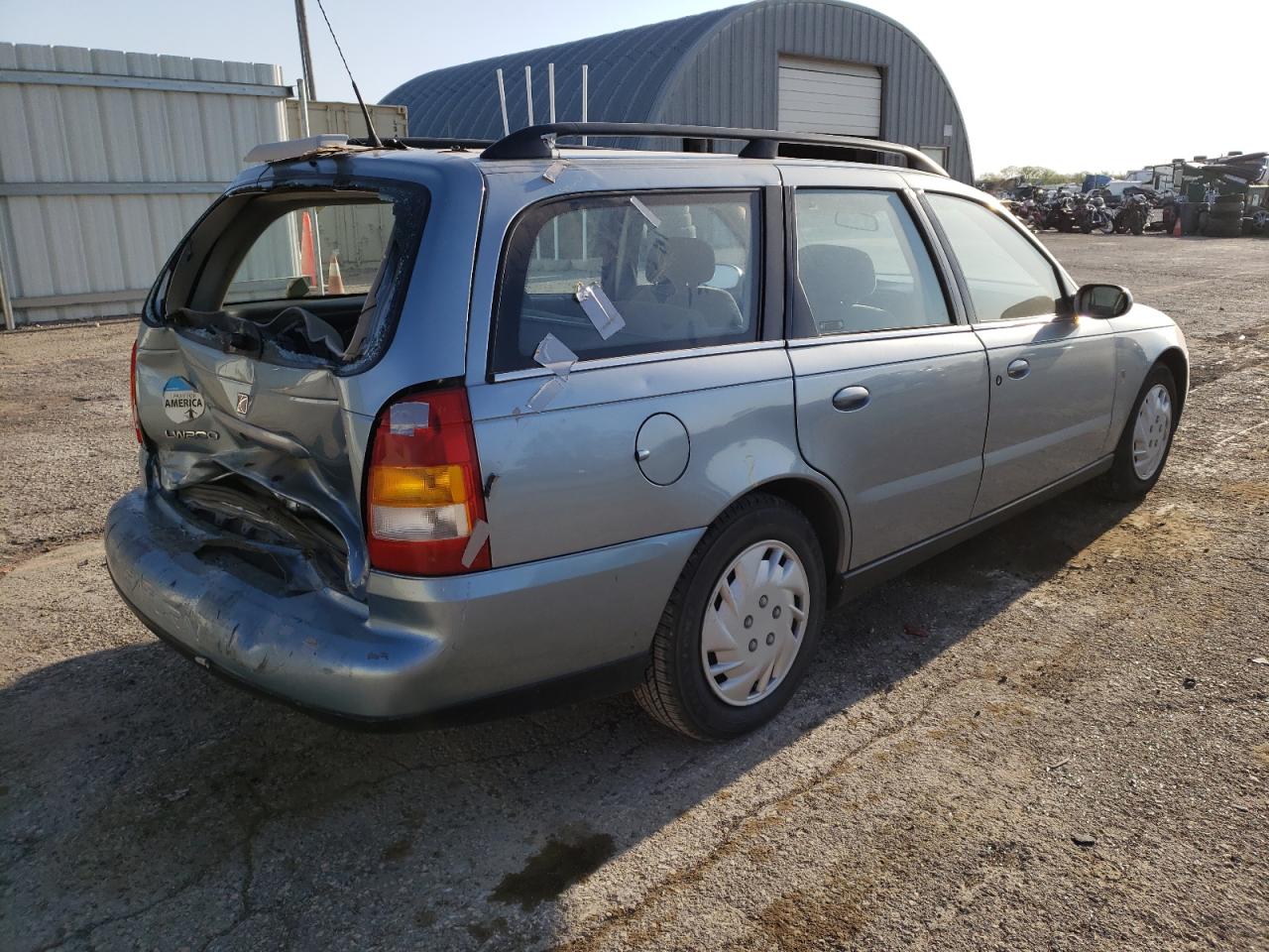 Photo 4 from auction – 2002 SATURN LW200 with VIN 1G8JU84F12Y581884