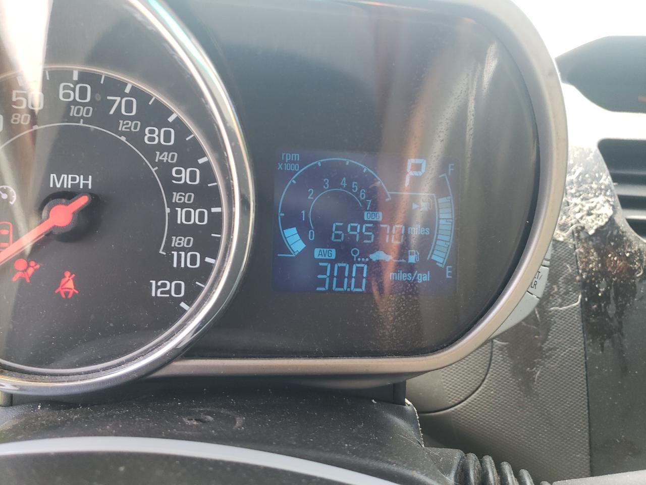 Photo 8 from auction – 2015 CHEVROLET SPARK 1LT with VIN KL8CD6S92FC712879