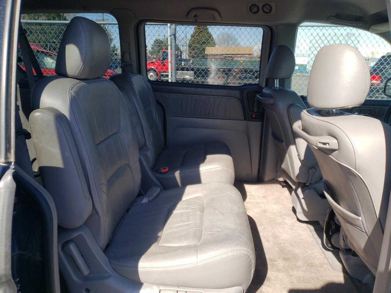 Photo 6 from auction – 2003 HONDA ODYSSEY EX with VIN 5FNRL18933B045768