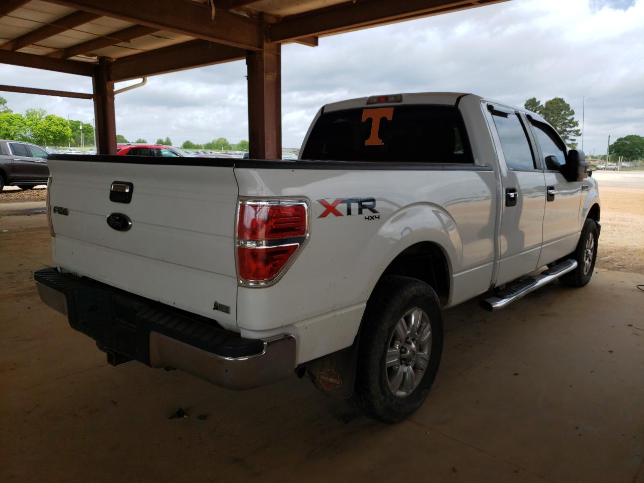 Photo 4 from auction – 2010 FORD F150 SUPER with VIN 1FTFW1EV7AFC92635