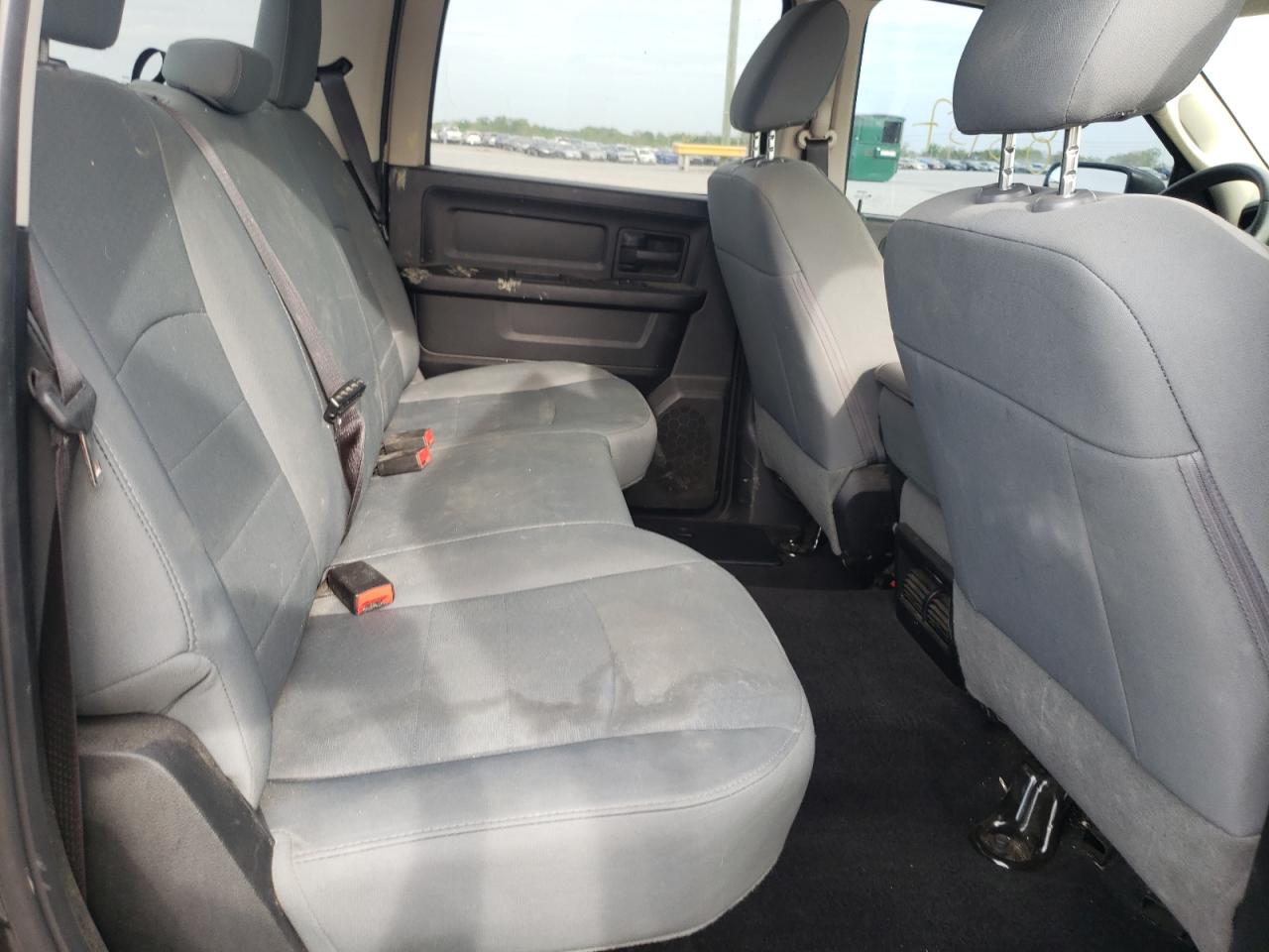 Photo 6 from auction – 2017 RAM 1500 ST with VIN 1C6RR6KT3HS683326