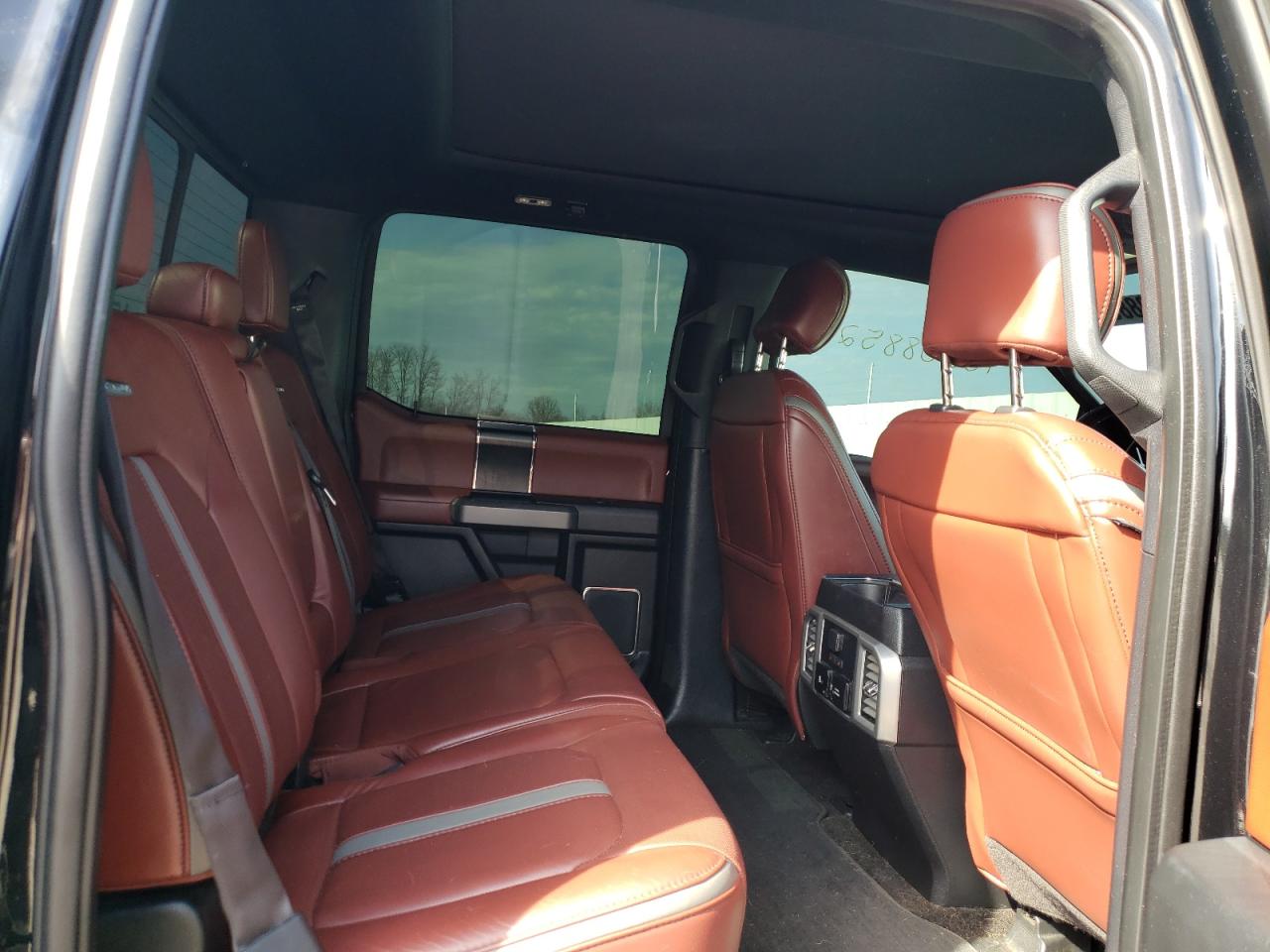 Photo 6 from auction – 2018 FORD F150 SUPER with VIN 1FTEW1EG3JFB93663
