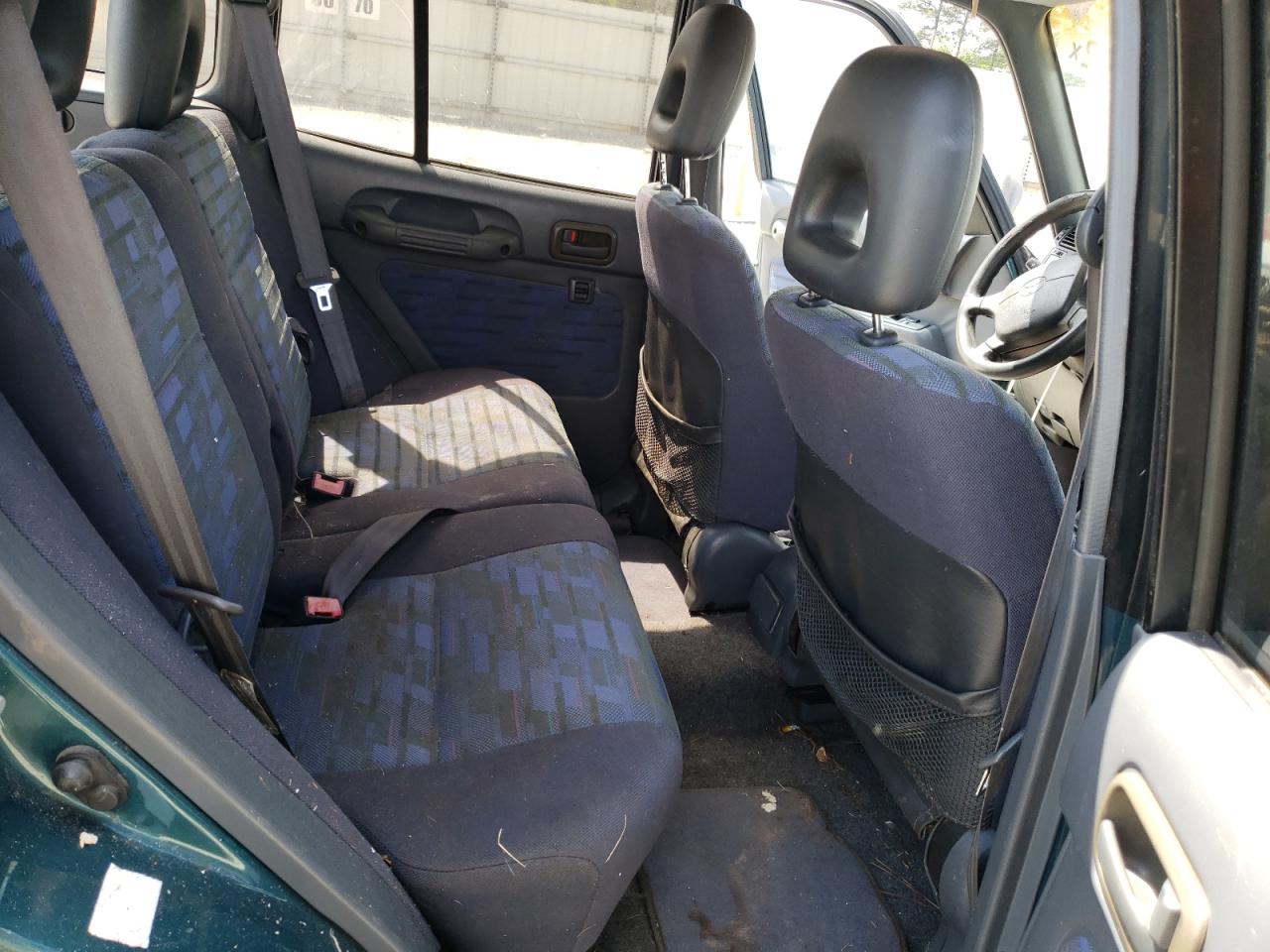 Photo 6 from auction – 1997 TOYOTA RAV4 with VIN JT3GP10V2V0009449