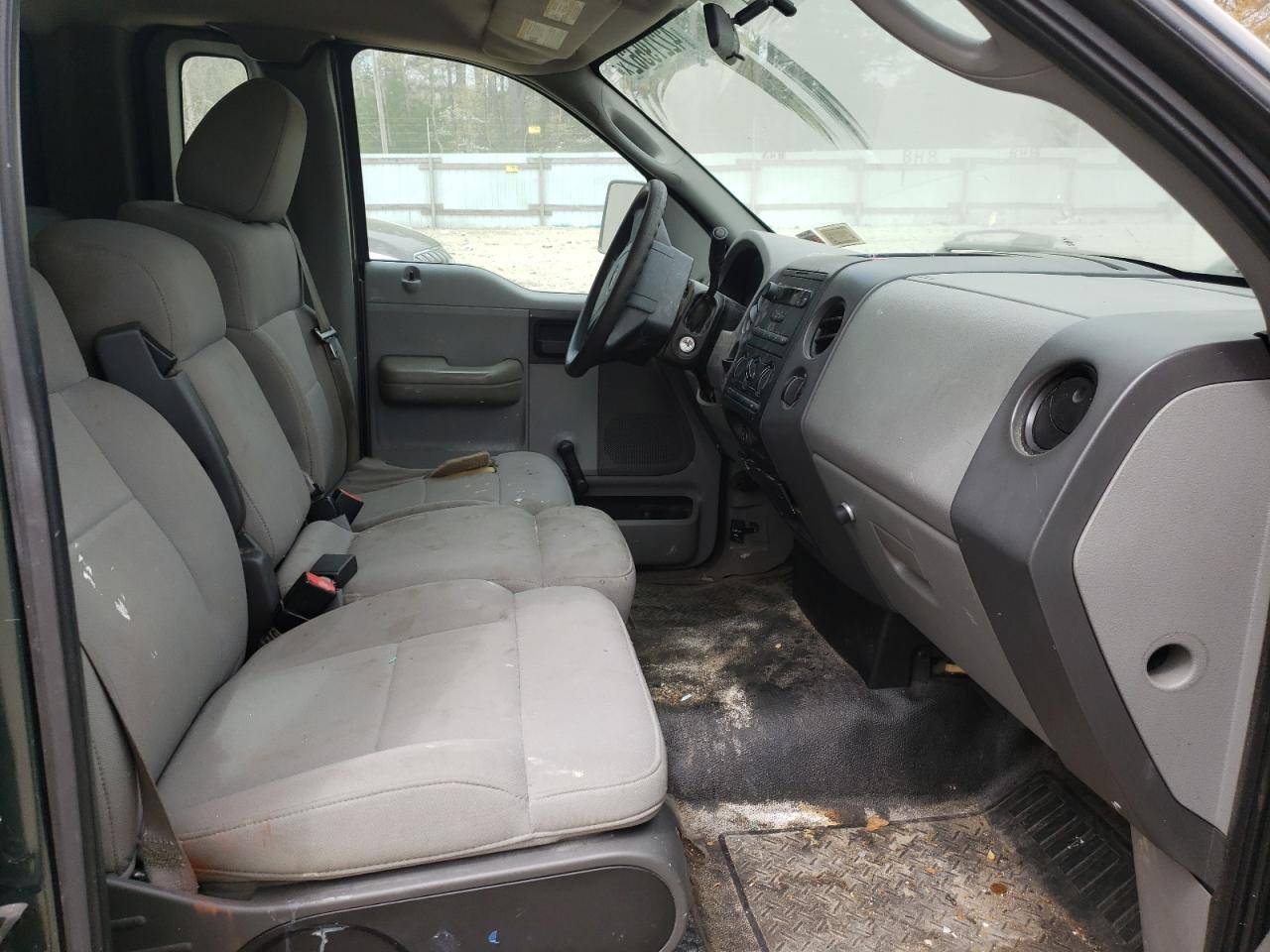 Photo 5 from auction – 2006 FORD F150 with VIN 1FTRF12286NB75408