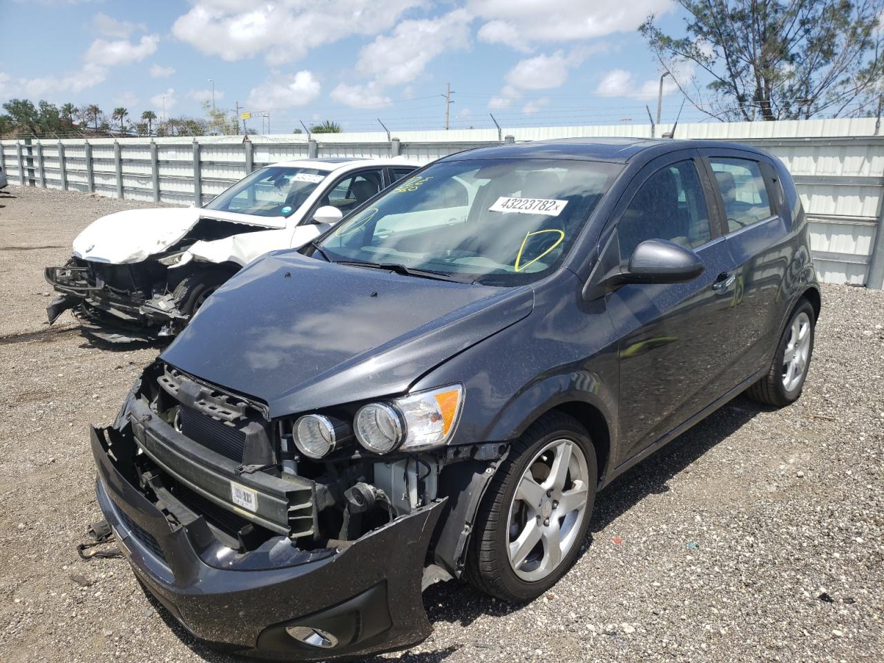 Photo 2 from auction – 2013 CHEVROLET SONIC LTZ with VIN 1G1JE6SB4D4181313