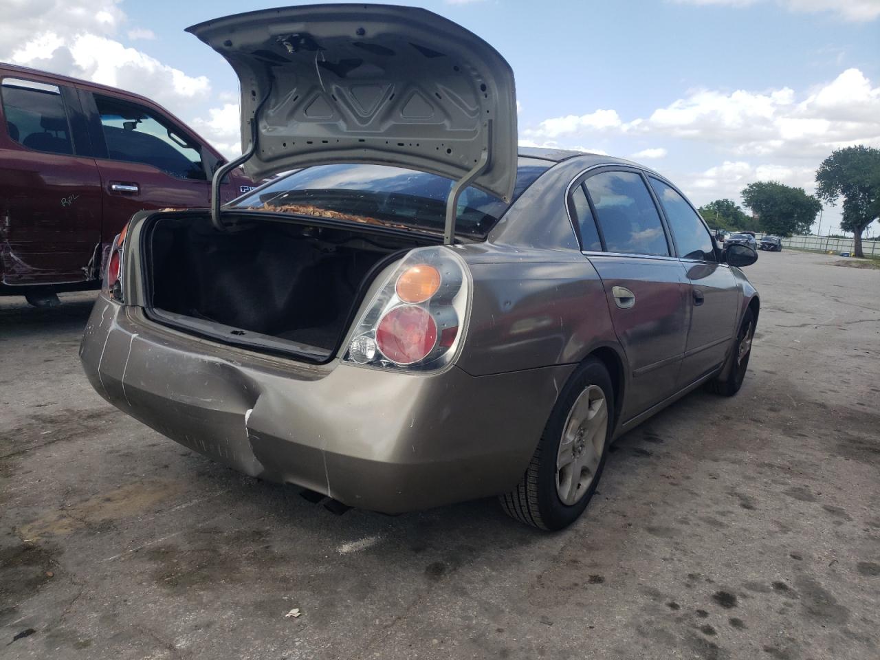 Photo 4 from auction – 2002 NISSAN ALTIMA BAS with VIN 1N4AL11D12C294406