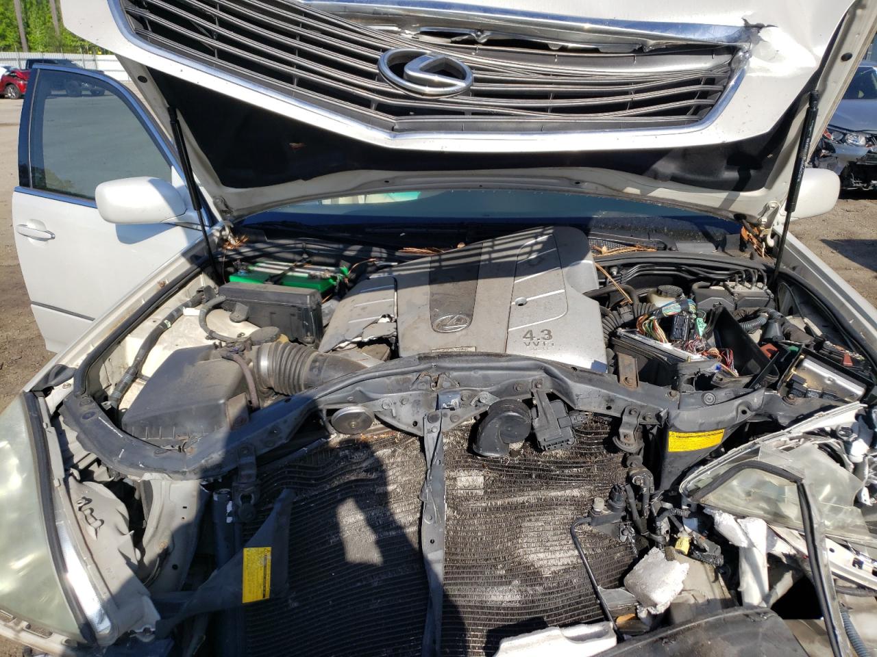 Photo 7 from auction – 2002 LEXUS LS 430 with VIN JTHBN30F820070105