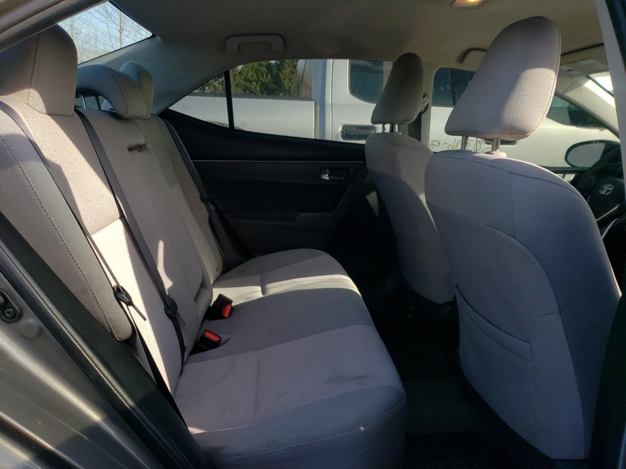 Photo 6 from auction – 2017 TOYOTA COROLLA L with VIN 2T1BURHE7HC849870