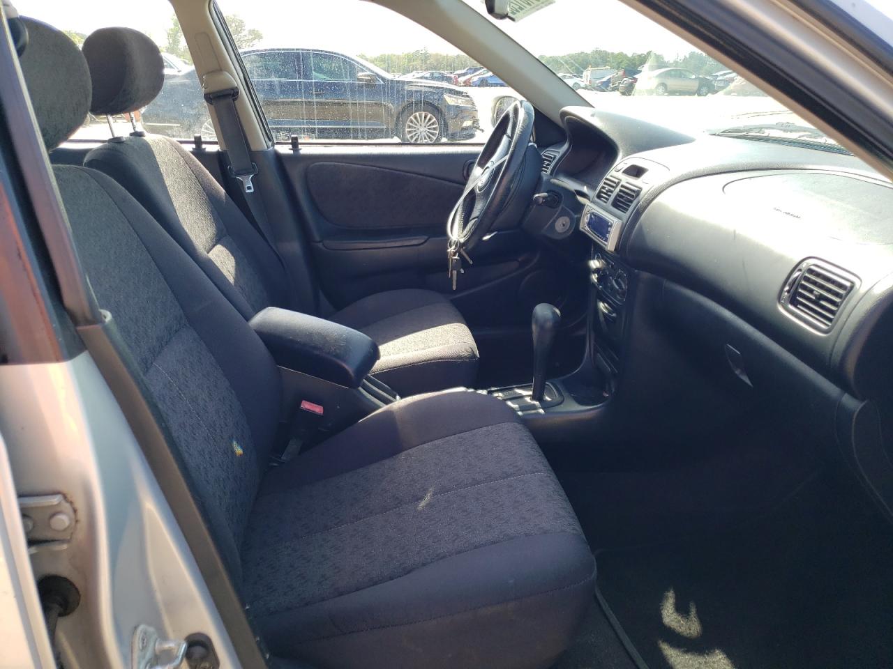 Photo 5 from auction – 2001 TOYOTA COROLLA CE with VIN 1NXBR12E11Z531159