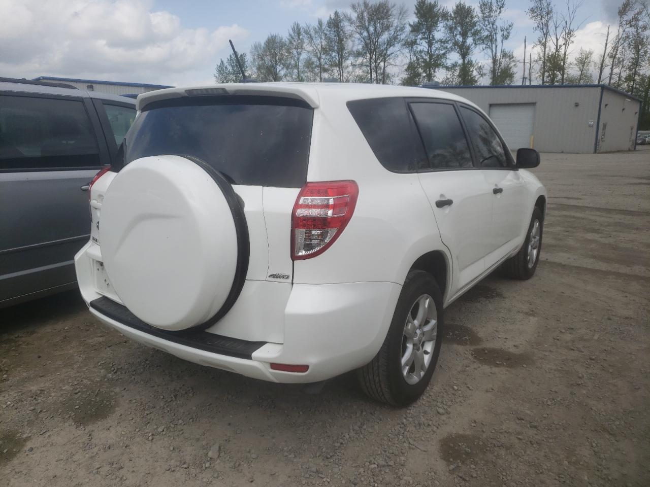 Photo 4 from auction – 2010 TOYOTA RAV4 with VIN 2T3BF4DV0AW033114
