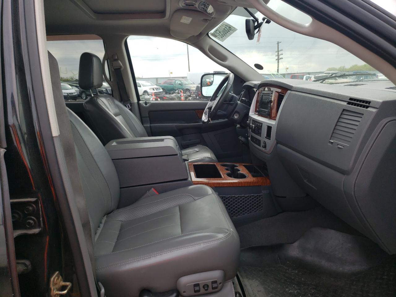 Photo 5 from auction – 2007 DODGE RAM 3500 S with VIN 3D3MX38C27G710415