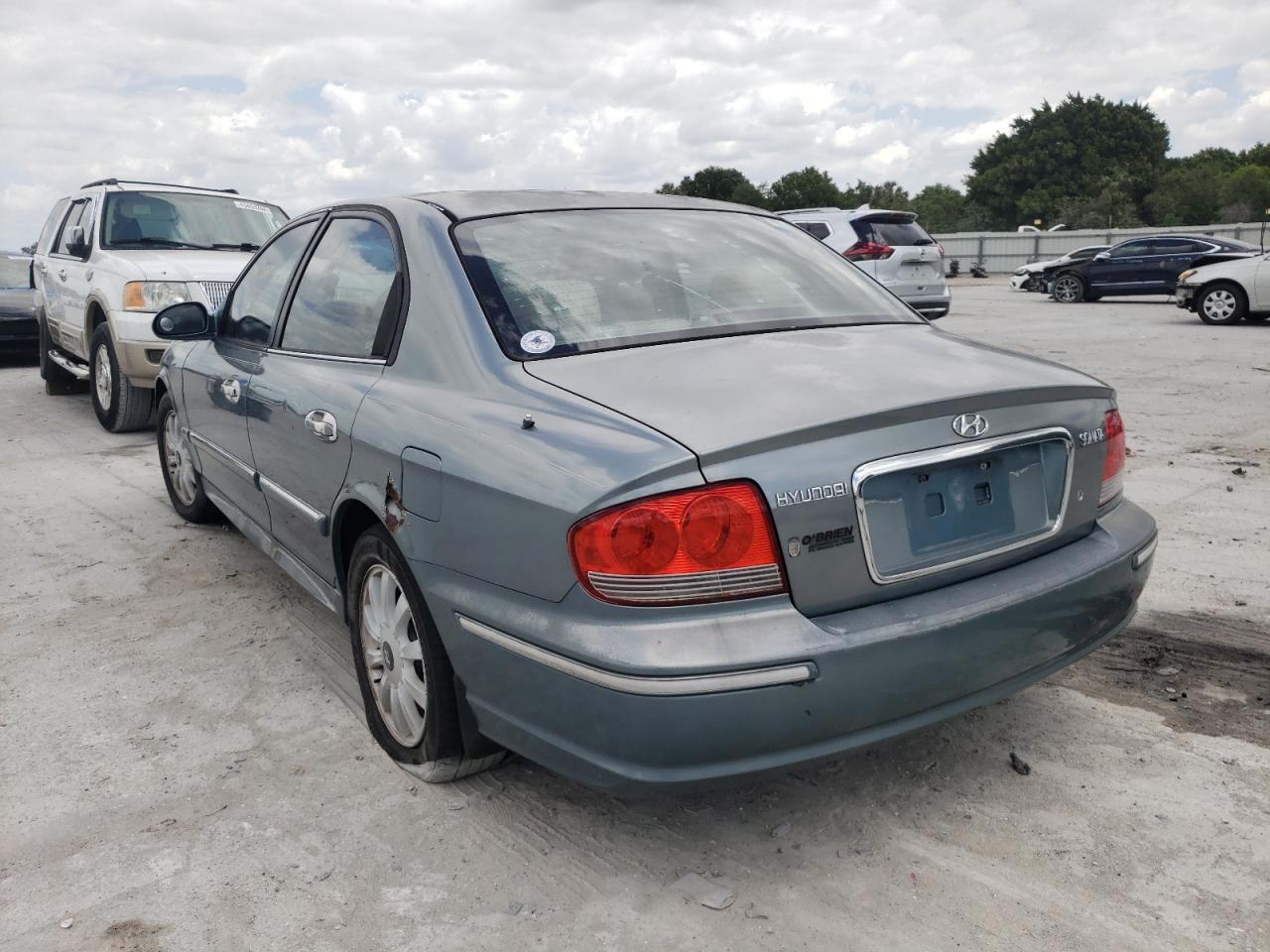 Photo 3 from auction – 2004 HYUNDAI SONATA GLS with VIN KMHWF35H04A059392