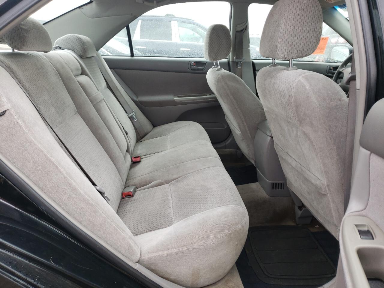 Photo 6 from auction – 2003 TOYOTA CAMRY LE with VIN 4T1BE32K83U221090