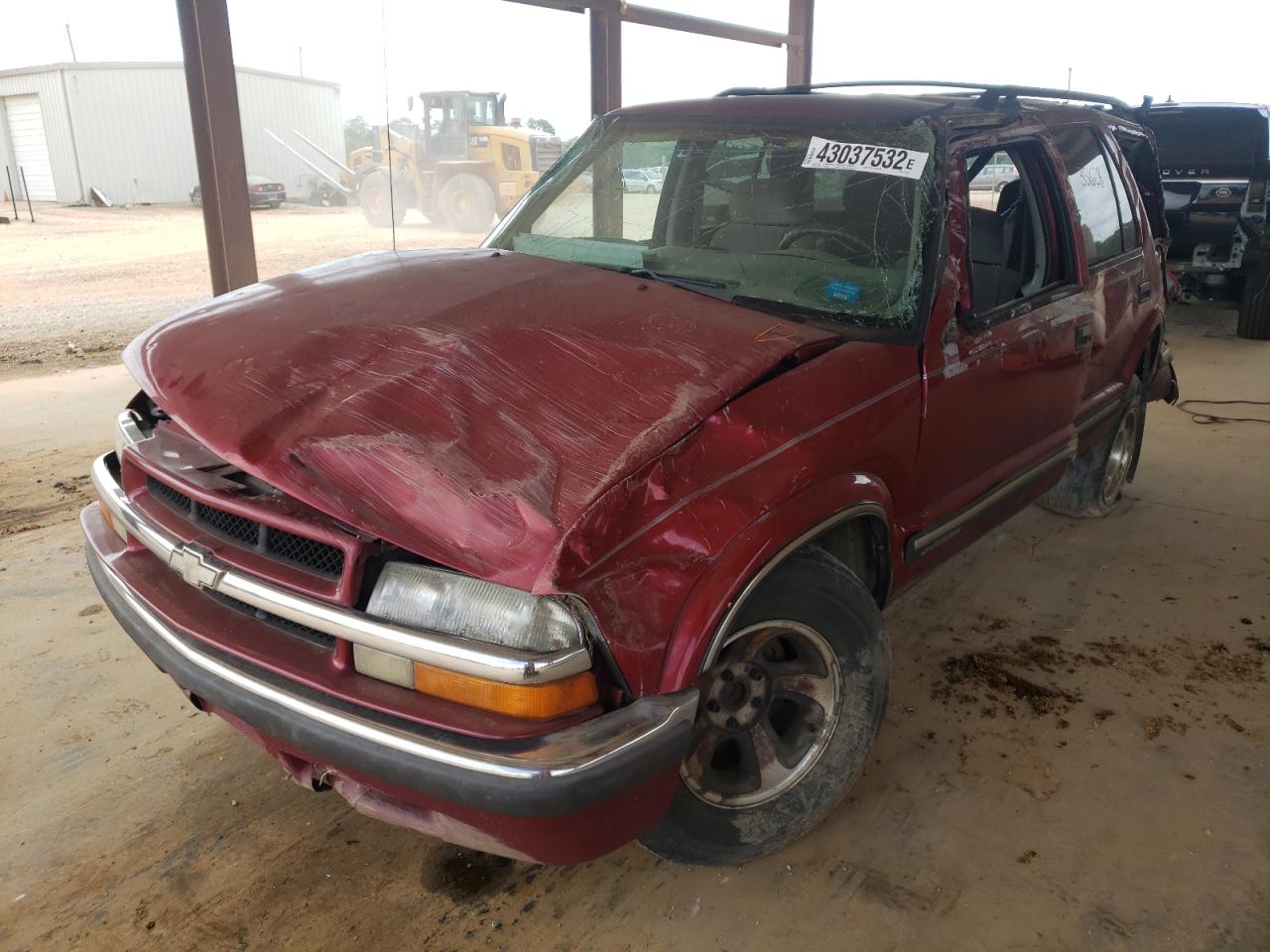 Photo 2 from auction – 1998 CHEVROLET BLAZER with VIN 1GNCS13W5W2212426