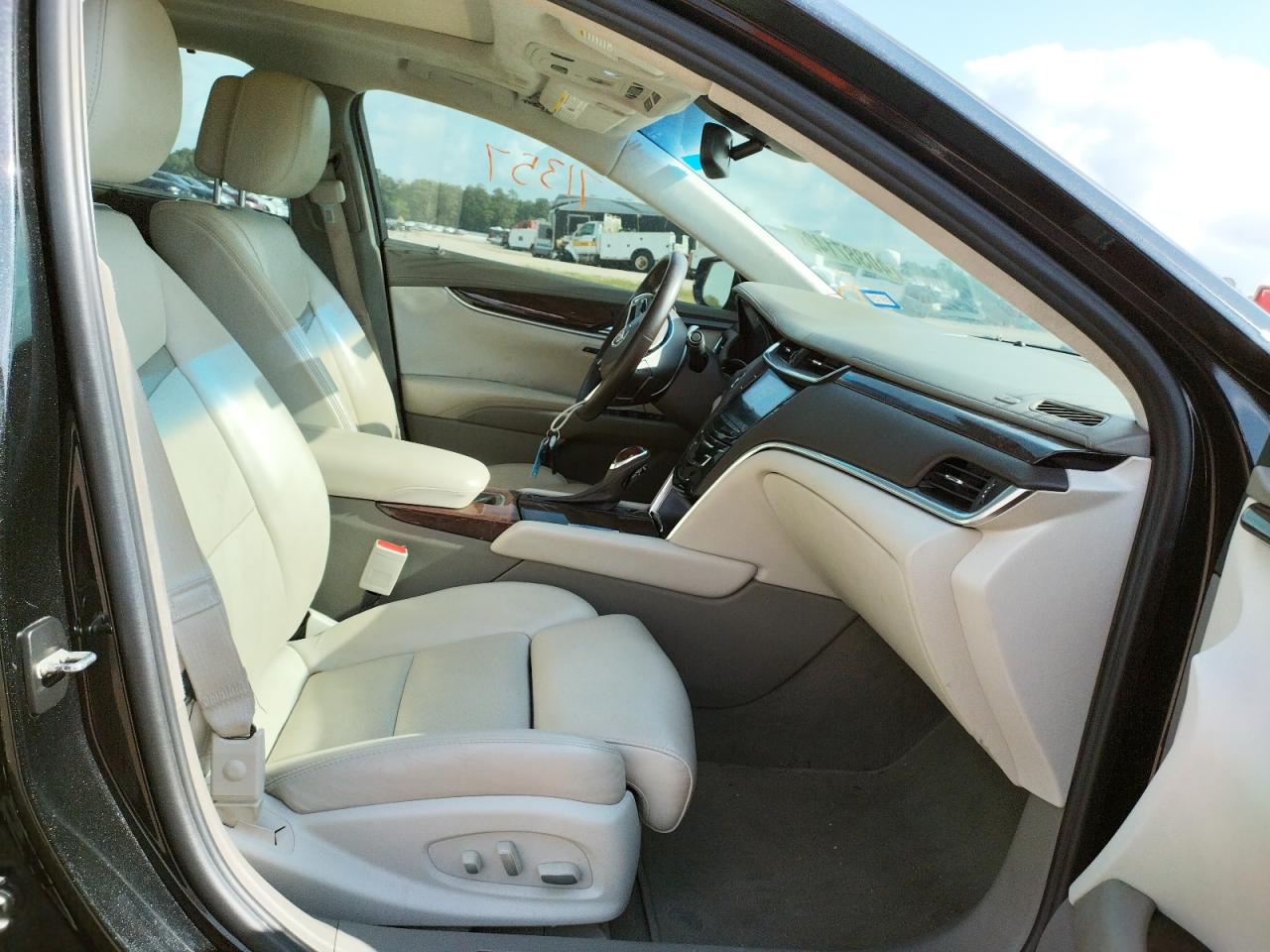 Photo 5 from auction – 2013 CADILLAC XTS PLATIN with VIN 2G61U5S39D9207286