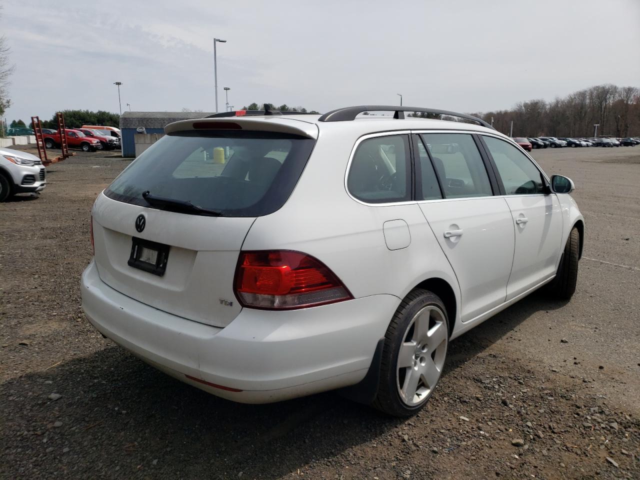 Photo 4 from auction – 2014 VOLKSWAGEN JETTA TDI with VIN 3VWML7AJ9EM615804