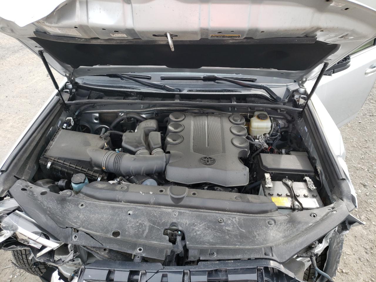 Photo 7 from auction – 2017 TOYOTA 4RUNNER SR with VIN JTEBU5JR7H5425331