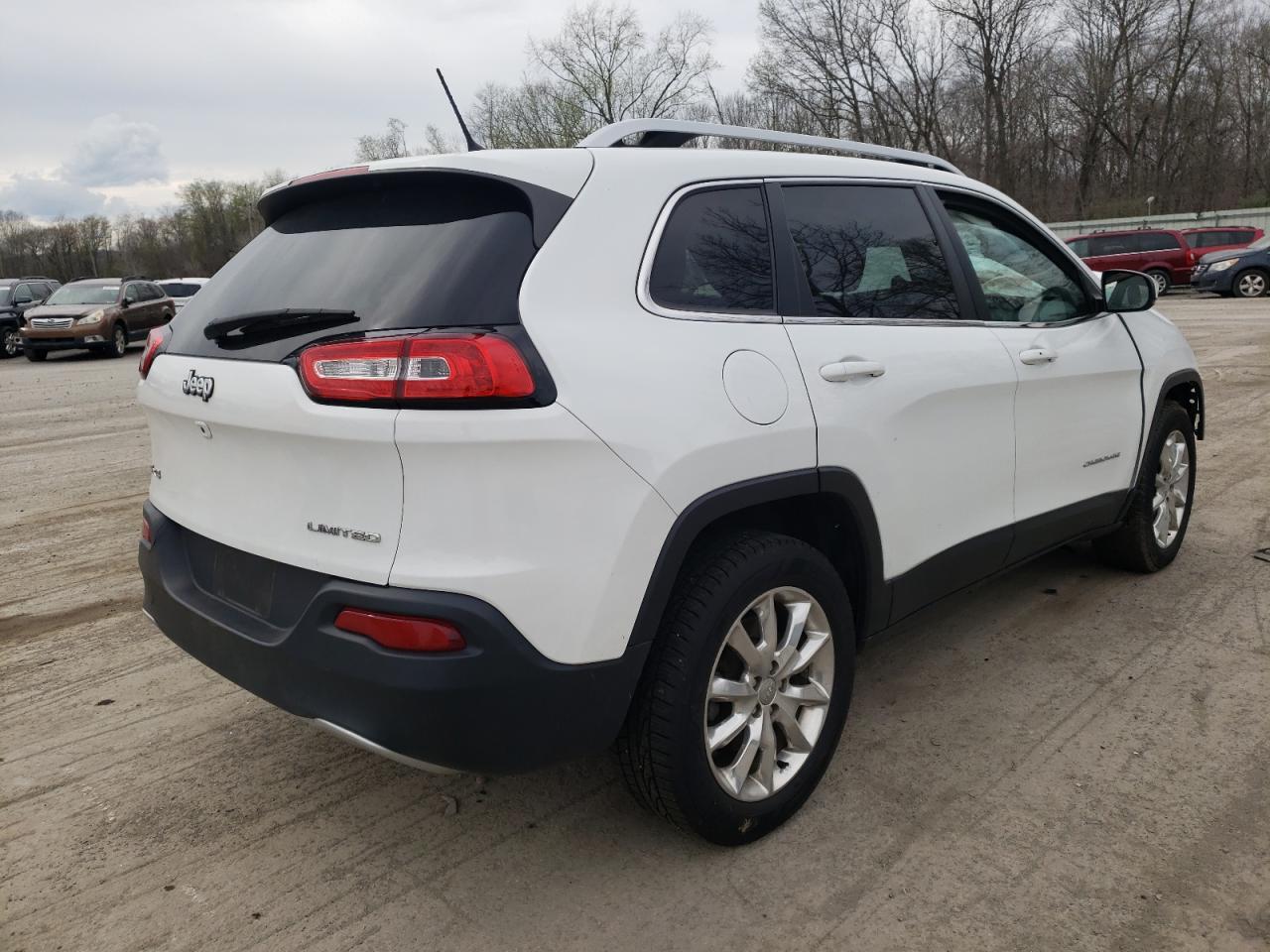 Photo 4 from auction – 2015 JEEP CHEROKEE L with VIN 1C4PJMDB6FW652450