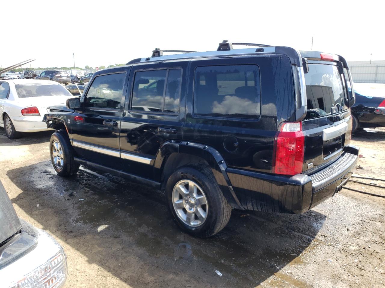 Photo 3 from auction – 2007 JEEP COMMANDER with VIN 1J8HG68267C679233