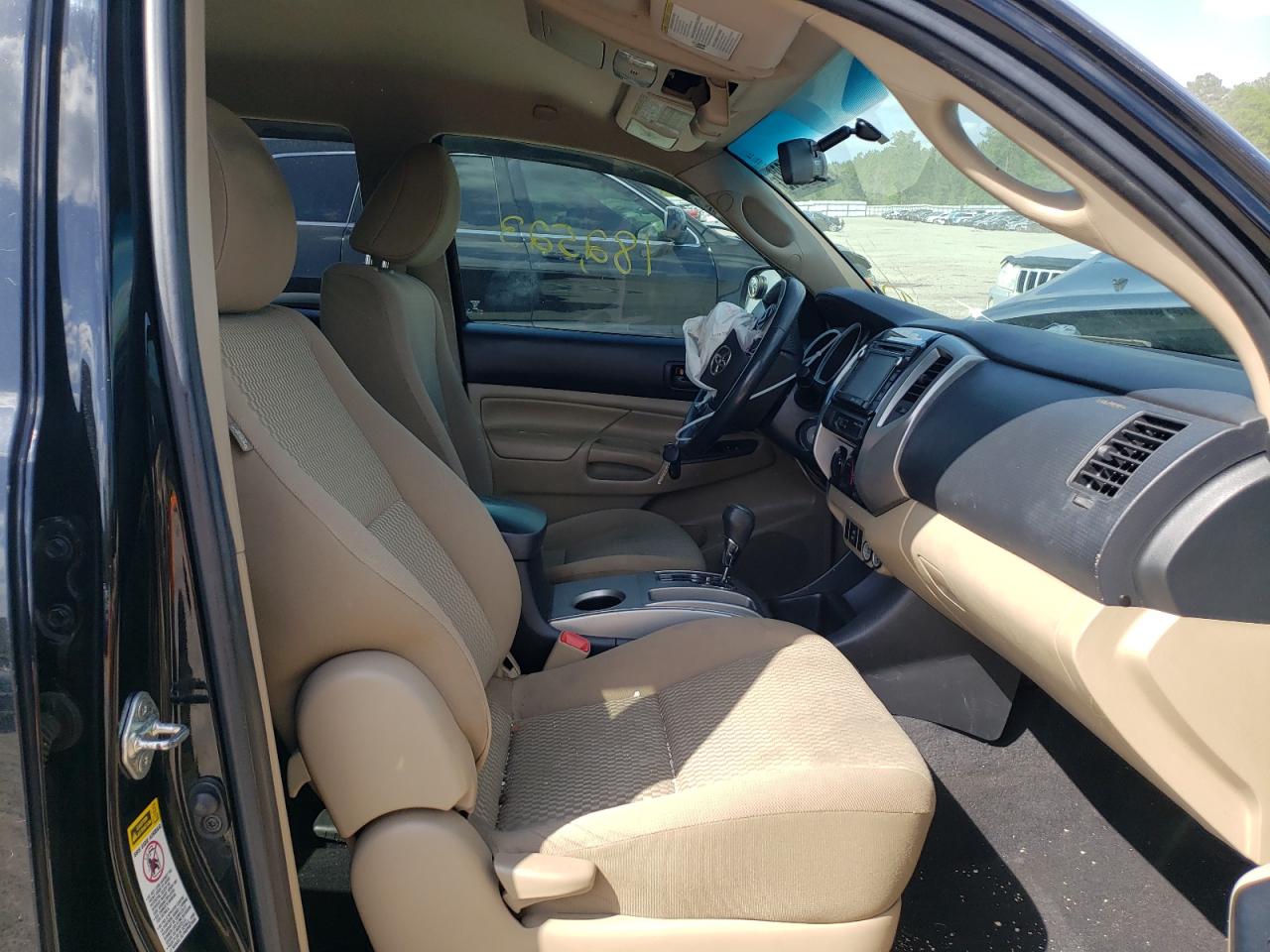 Photo 5 from auction – 2014 TOYOTA TACCOMA with VIN 5TFJX4GN3EX029757