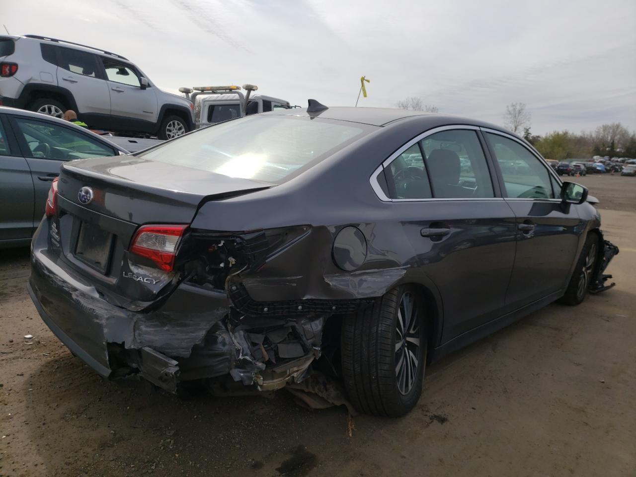 Photo 4 from auction – 2018 SUBARU LEGACY 2.5 with VIN 4S3BNAC63J3043506