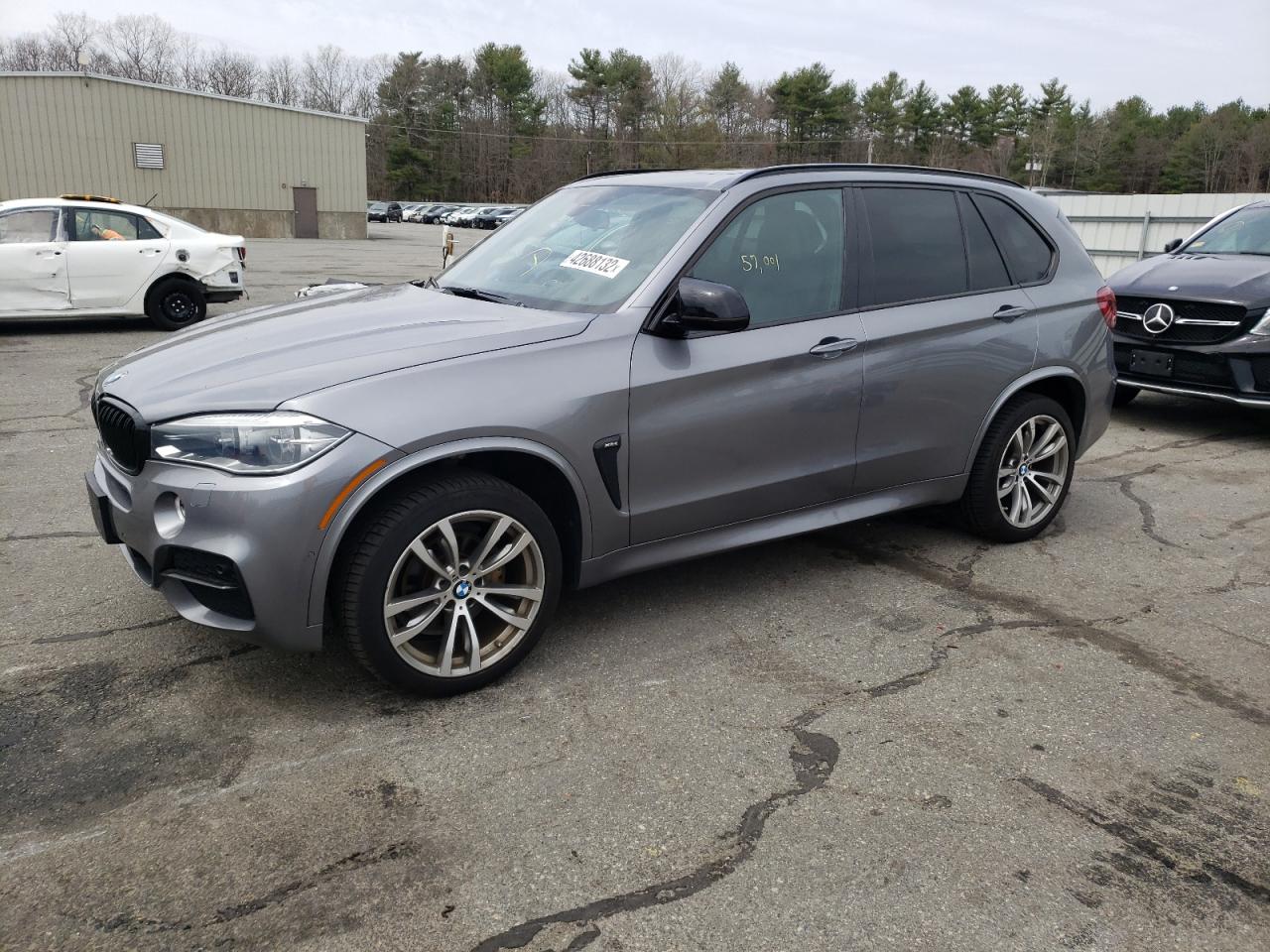 Photo 2 from auction – 2015 BMW X5 XDRIVE3 with VIN 5UXKR0C54F0P10239