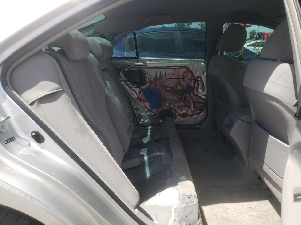 Photo 6 from auction – 2010 TOYOTA CAMRY BASE with VIN 4T1BF3EKXAU061445