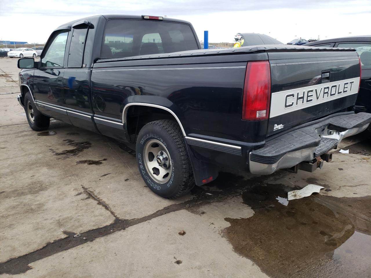 Photo 3 from auction – 1996 CHEVROLET GMT-400 C1 with VIN 1GCEC19R3TE135355