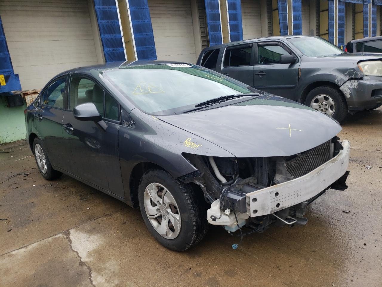 Photo 1 from auction – 2013 HONDA CIVIC LX with VIN 19XFB2F55DE068228