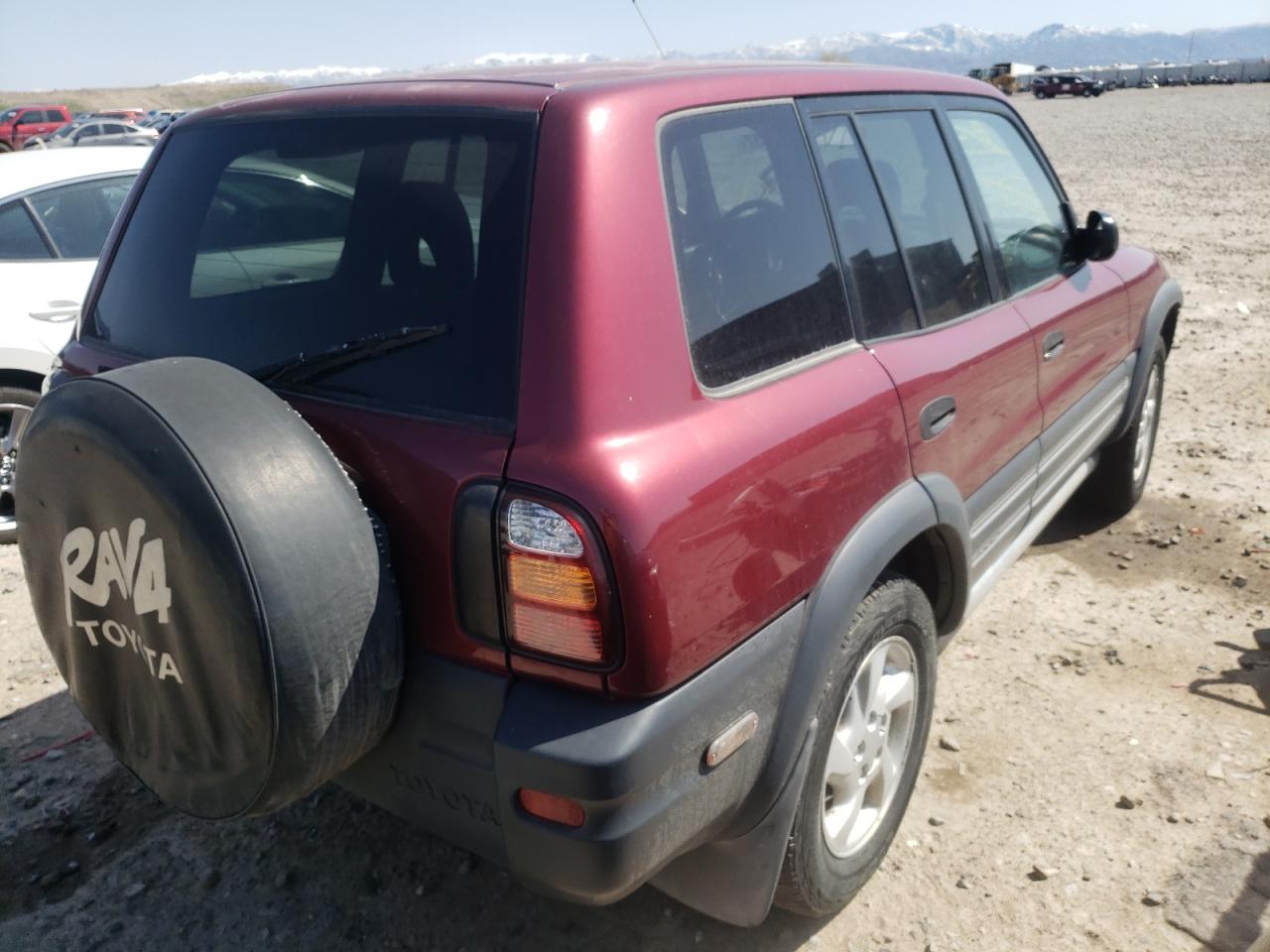 Photo 4 from auction – 1998 TOYOTA RAV4 with VIN JT3HP10V8W0169521