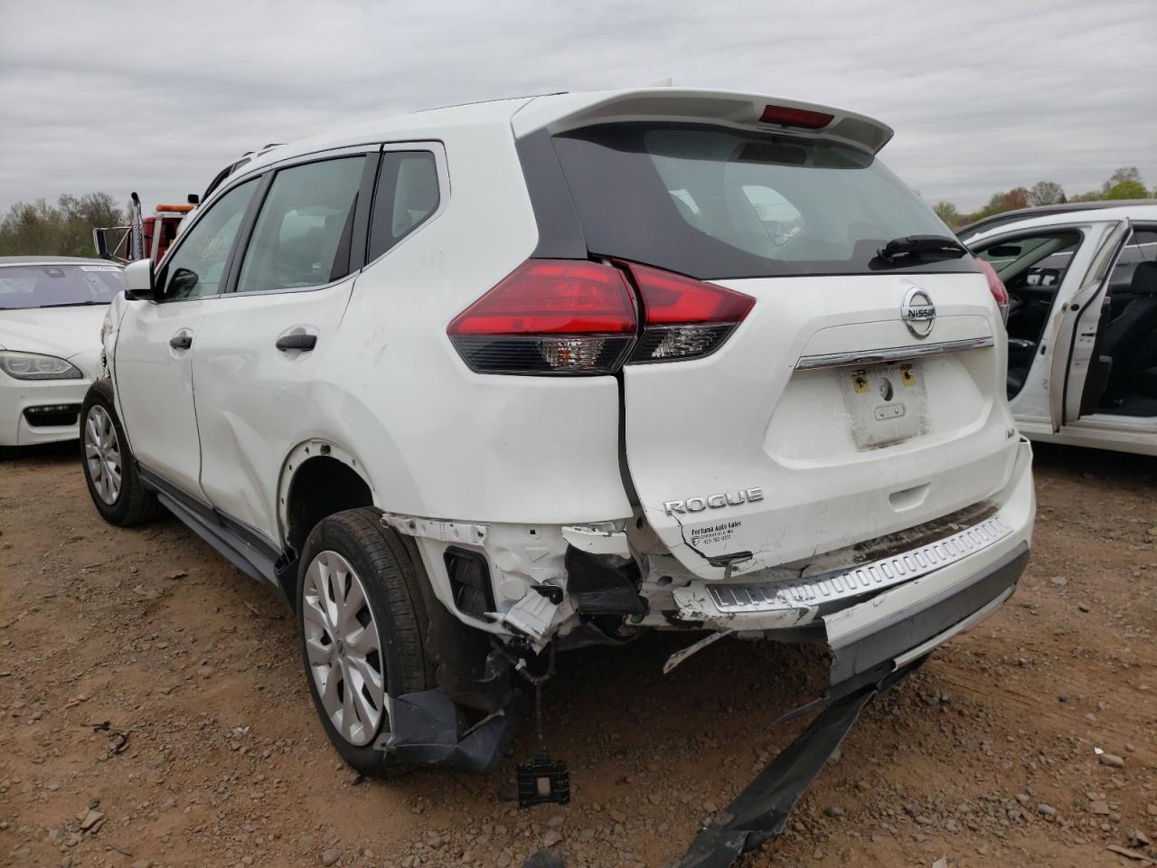 Photo 16 from auction – 2017 NISSAN ROGUE S with VIN KNMAT2MV9HP586729