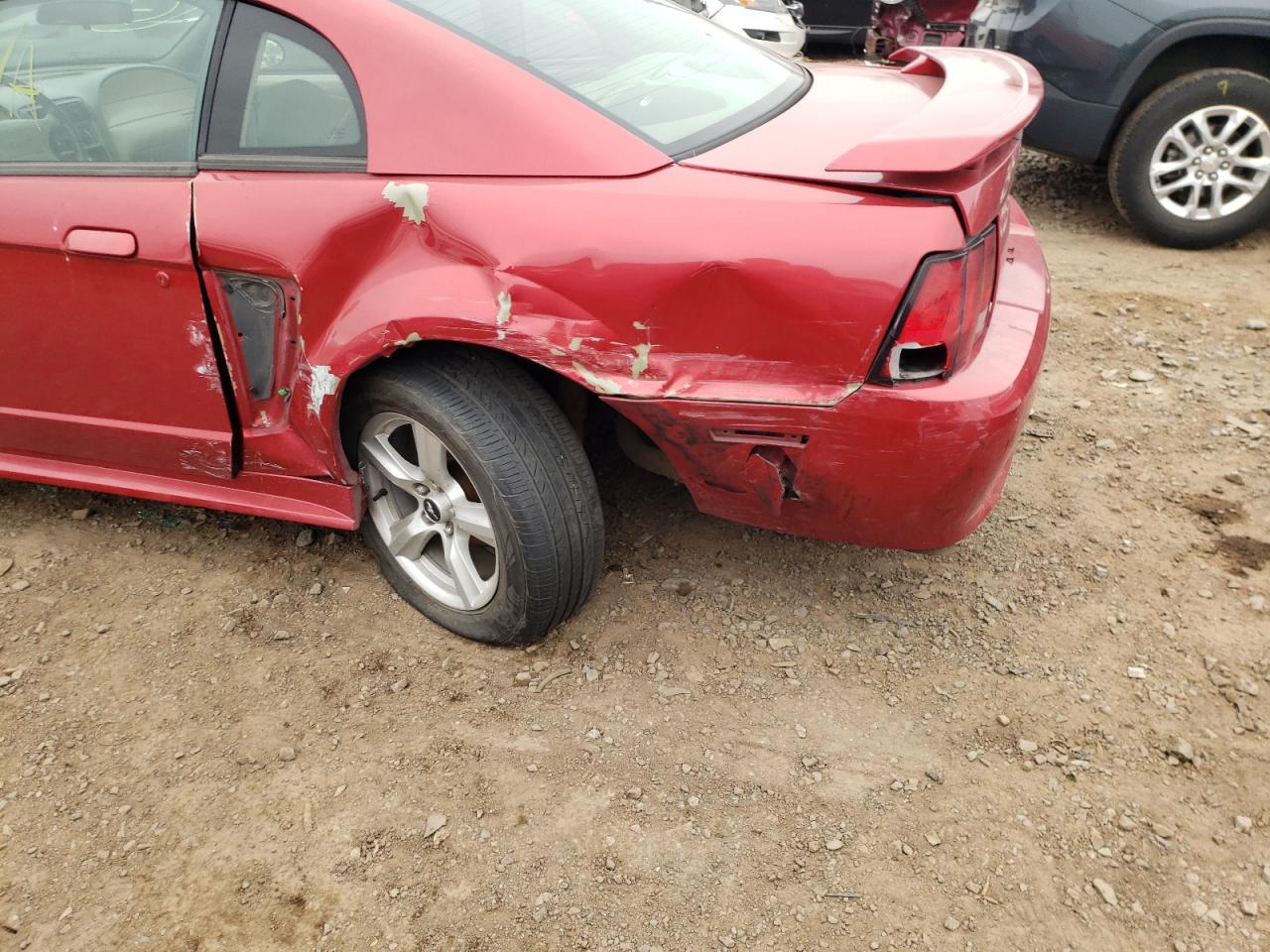 Photo 9 from auction – 2001 FORD MUSTANG with VIN 1FAFP40421F183843