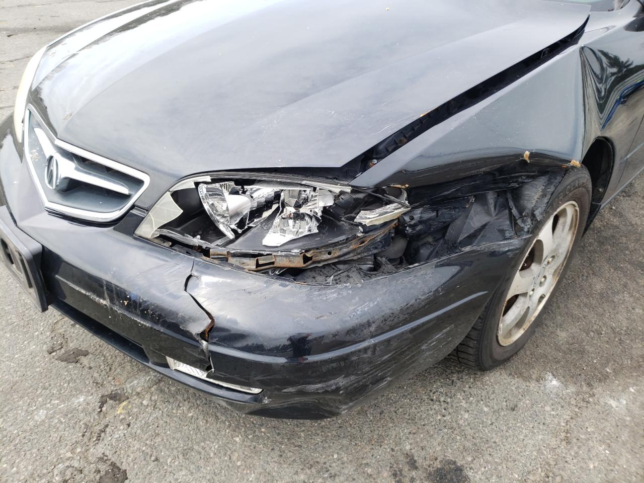 Photo 9 from auction – 2001 ACURA 3.2CL with VIN 19UYA42431A009201
