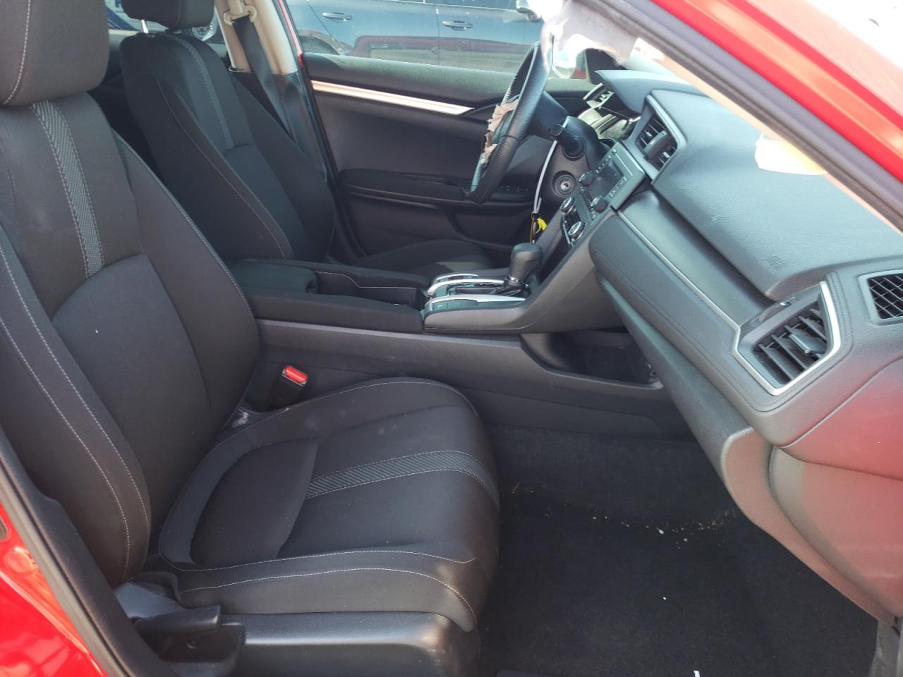 Photo 5 from auction – 2017 HONDA CIVIC LX with VIN 2HGFC2F57HH549218