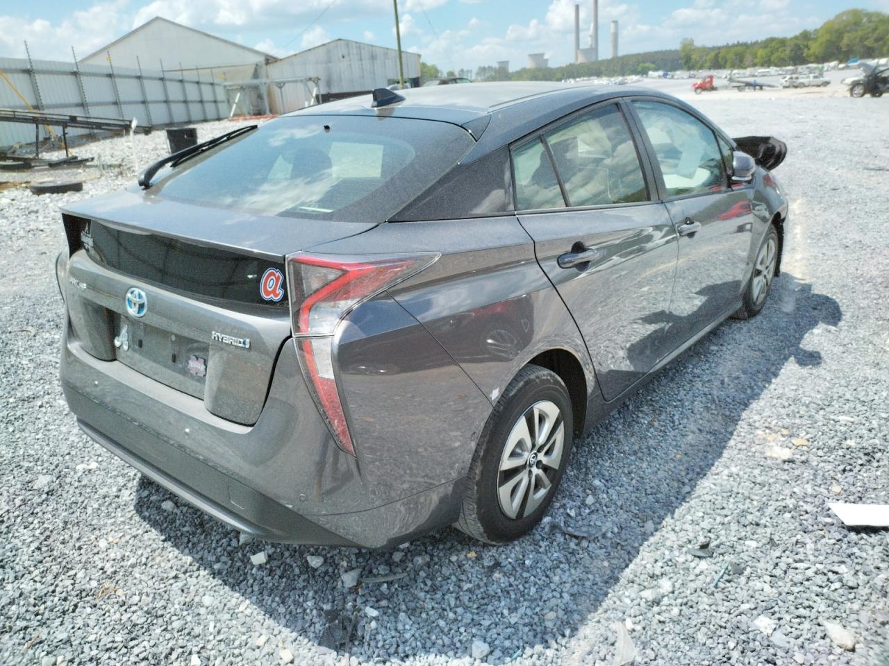 Photo 4 from auction – 2018 TOYOTA PRIUS with VIN JTDKARFU0J3063846