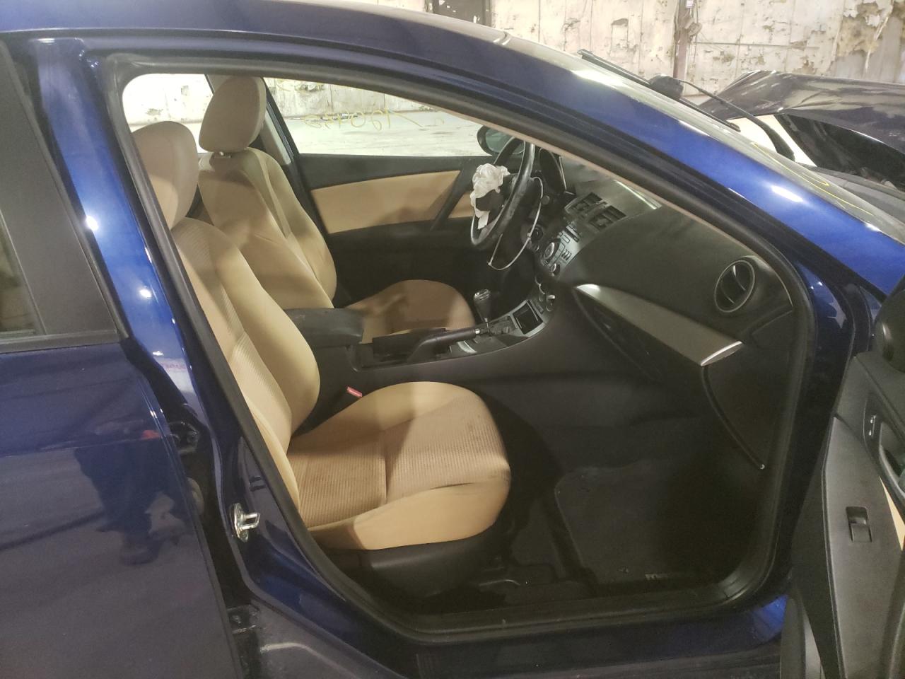 صورة رقم 5 من المزاد - 2012 MAZDA 3 I مع VIN JM1BL1V70C1544749