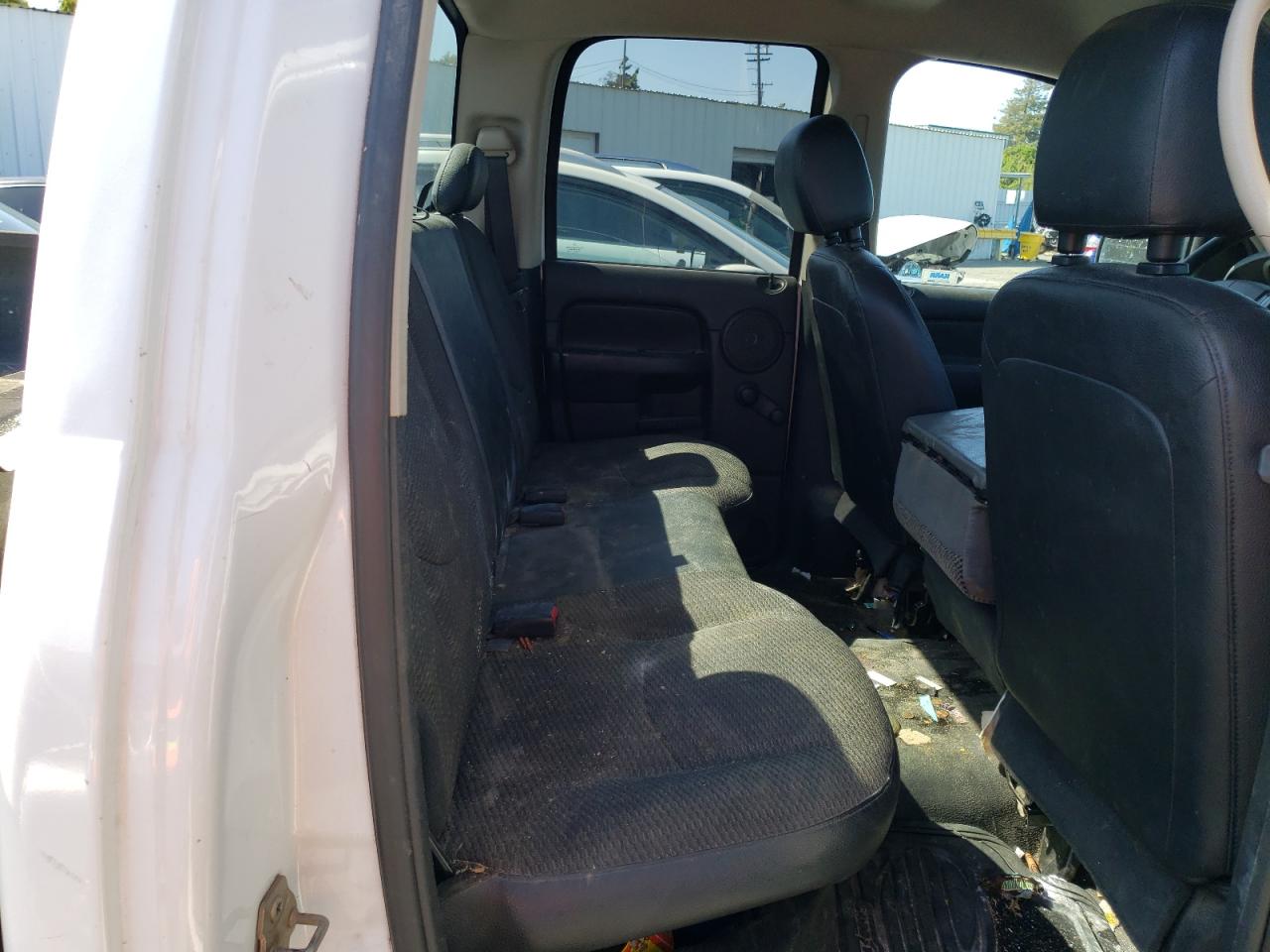 Photo 6 from auction – 2005 DODGE RAM 1500 S with VIN 1D7HA18K15J510487