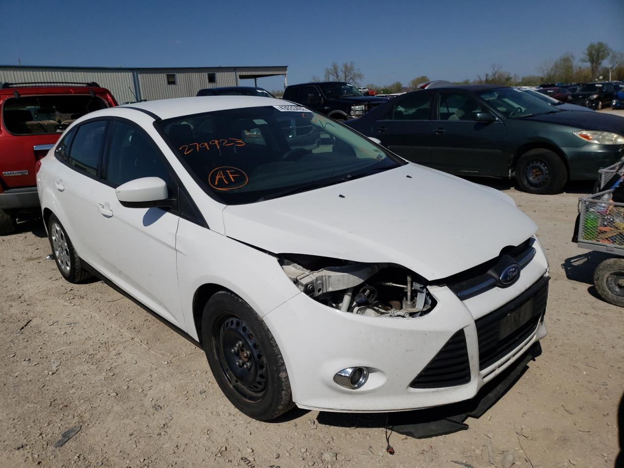 FORD FOCUS SE 2012 with VIN 1FAHP3F22CL279923 - Photo from auction