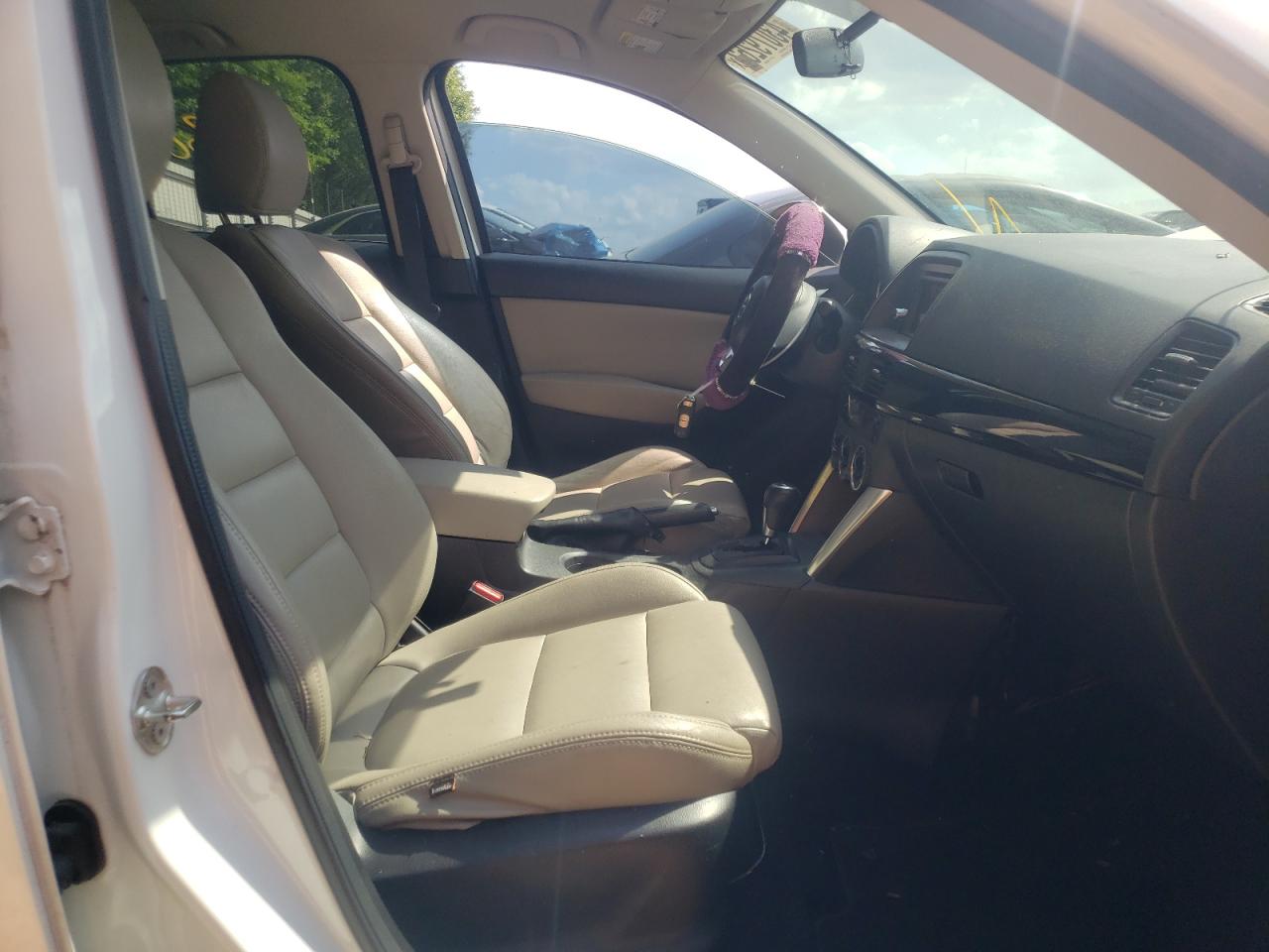 Photo 5 from auction – 2013 MAZDA CX-5 TOURI with VIN JM3KE2CE2D0140318