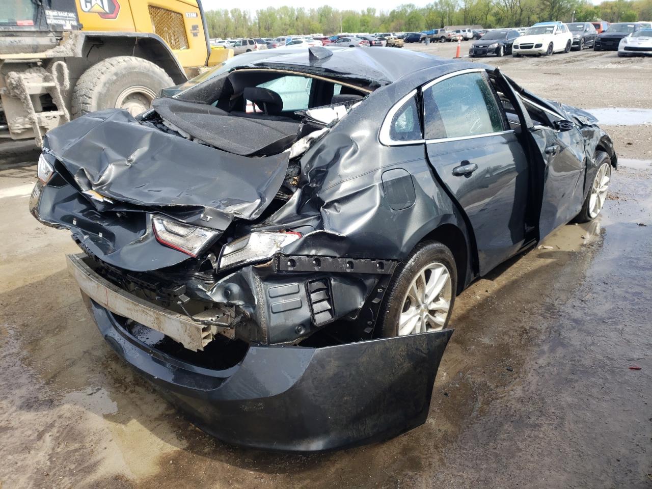 Photo 4 from auction – 2017 CHEVROLET MALIBU LT with VIN 1G1ZE5ST2HF118260